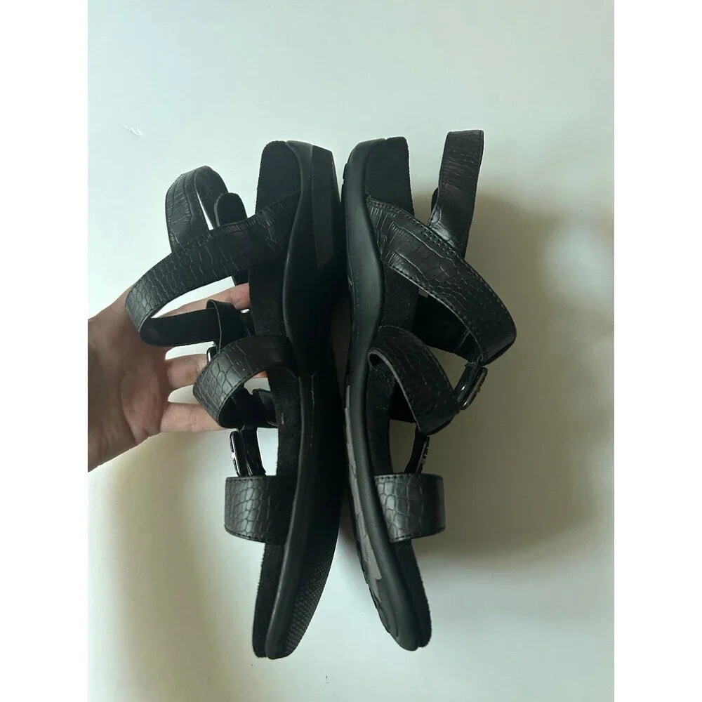Vionic Amber Slingback Sandals Women’s Size 9 Black Croc Print - Picture 2 of 7
